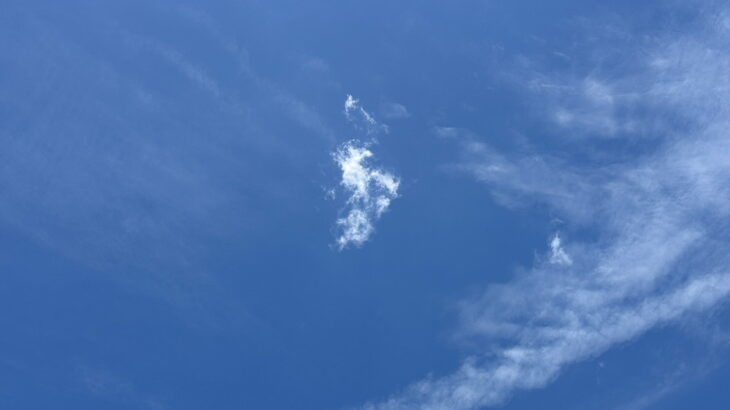 透き通ったブルーの空（シン・セシア）